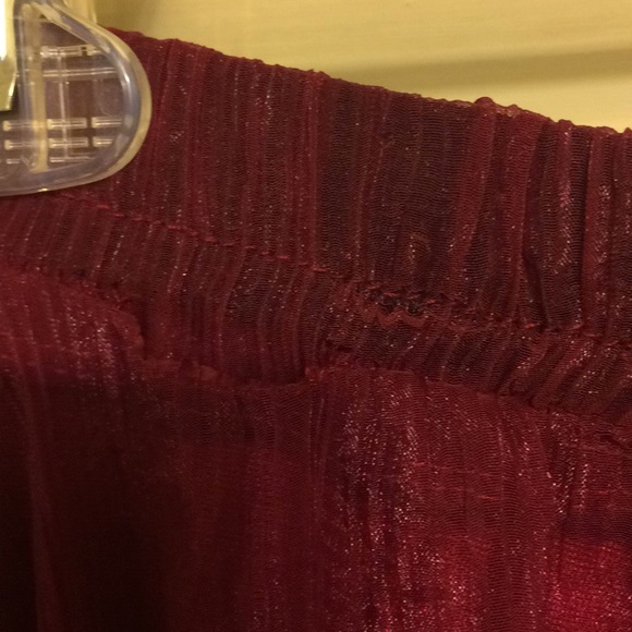 Unbranded- Chiffon-Type & Nylon Long Red Skirt - Picture 6 of 8